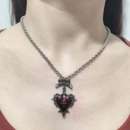Toxicpop y2k heart necklace
