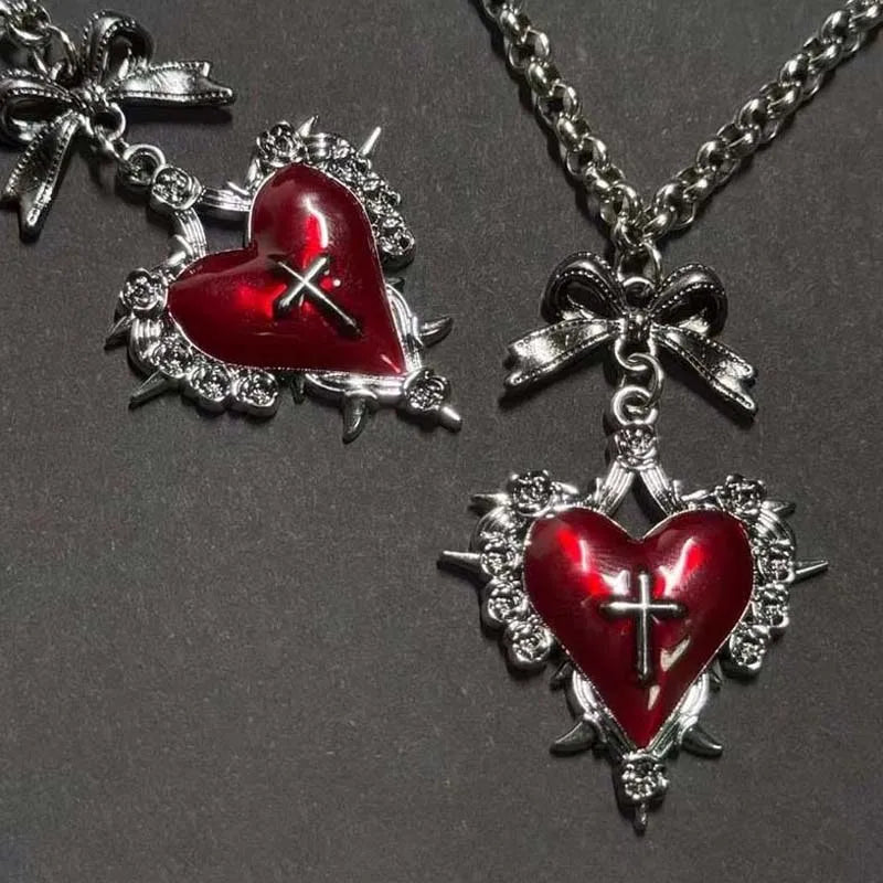 Toxicpop y2k heart necklace